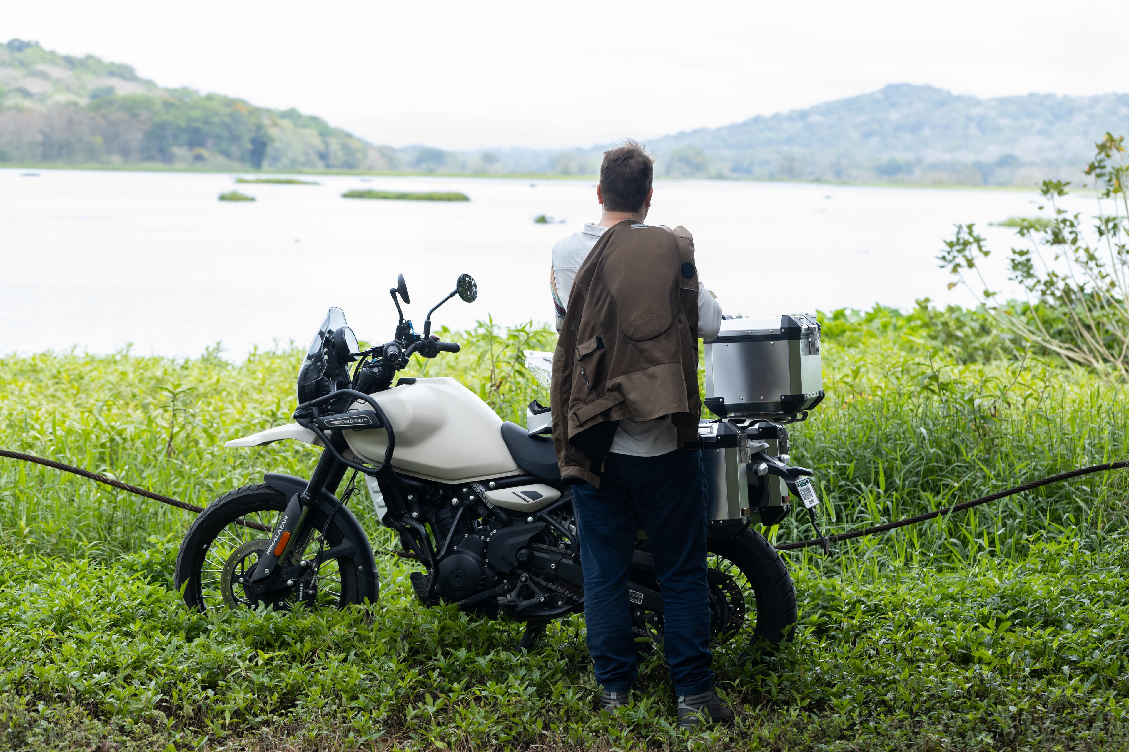 Royal Enfield Himalayan 12