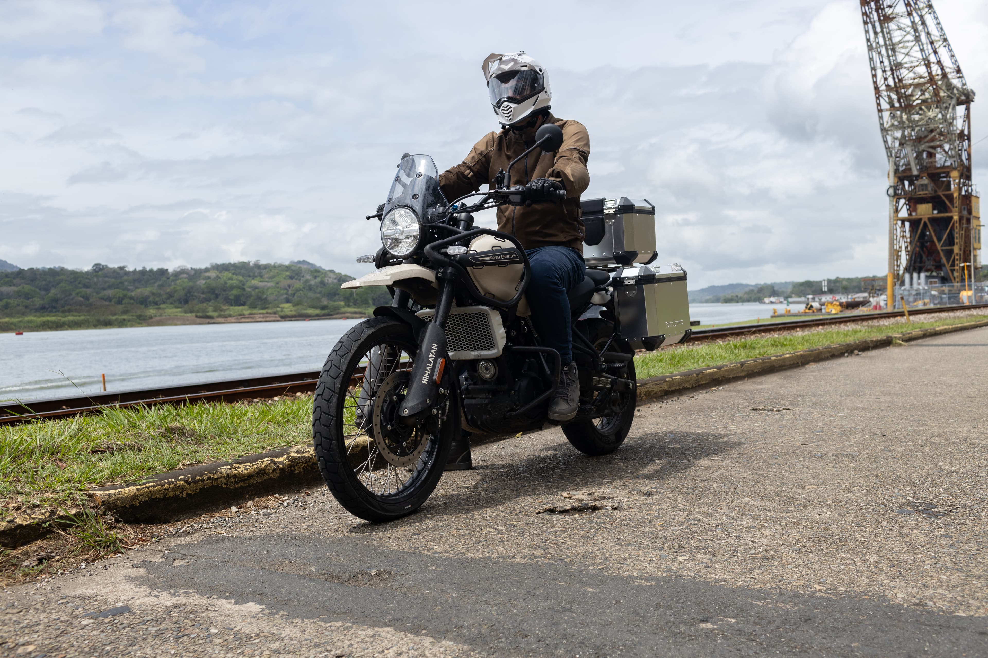 Royal Enfield Himalayan 14