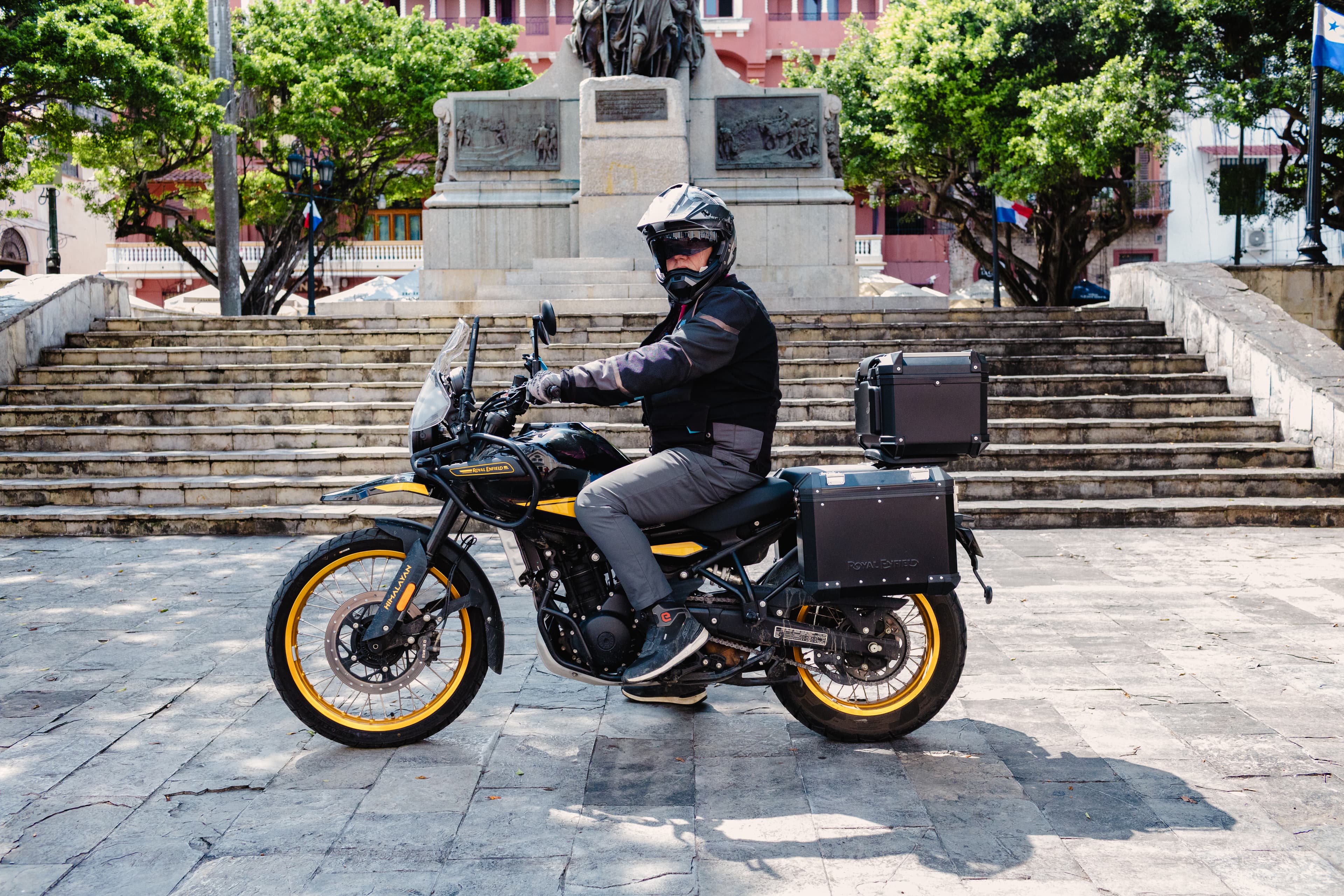 Royal Enfield Himalayan 3